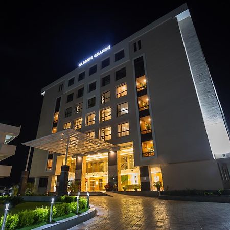 אימפאל Classic Grande,A Member Of Radisson מראה חיצוני תמונה