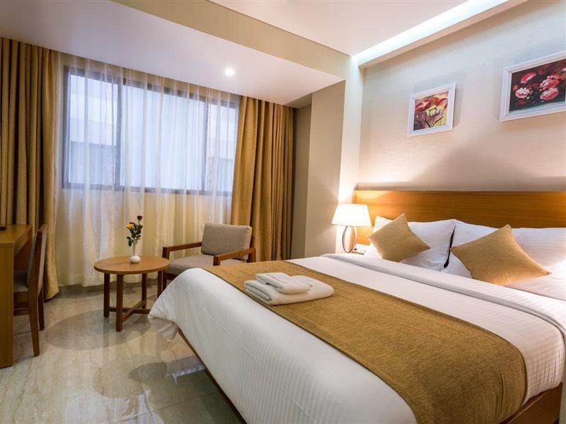 אימפאל Classic Grande,A Member Of Radisson מראה חיצוני תמונה